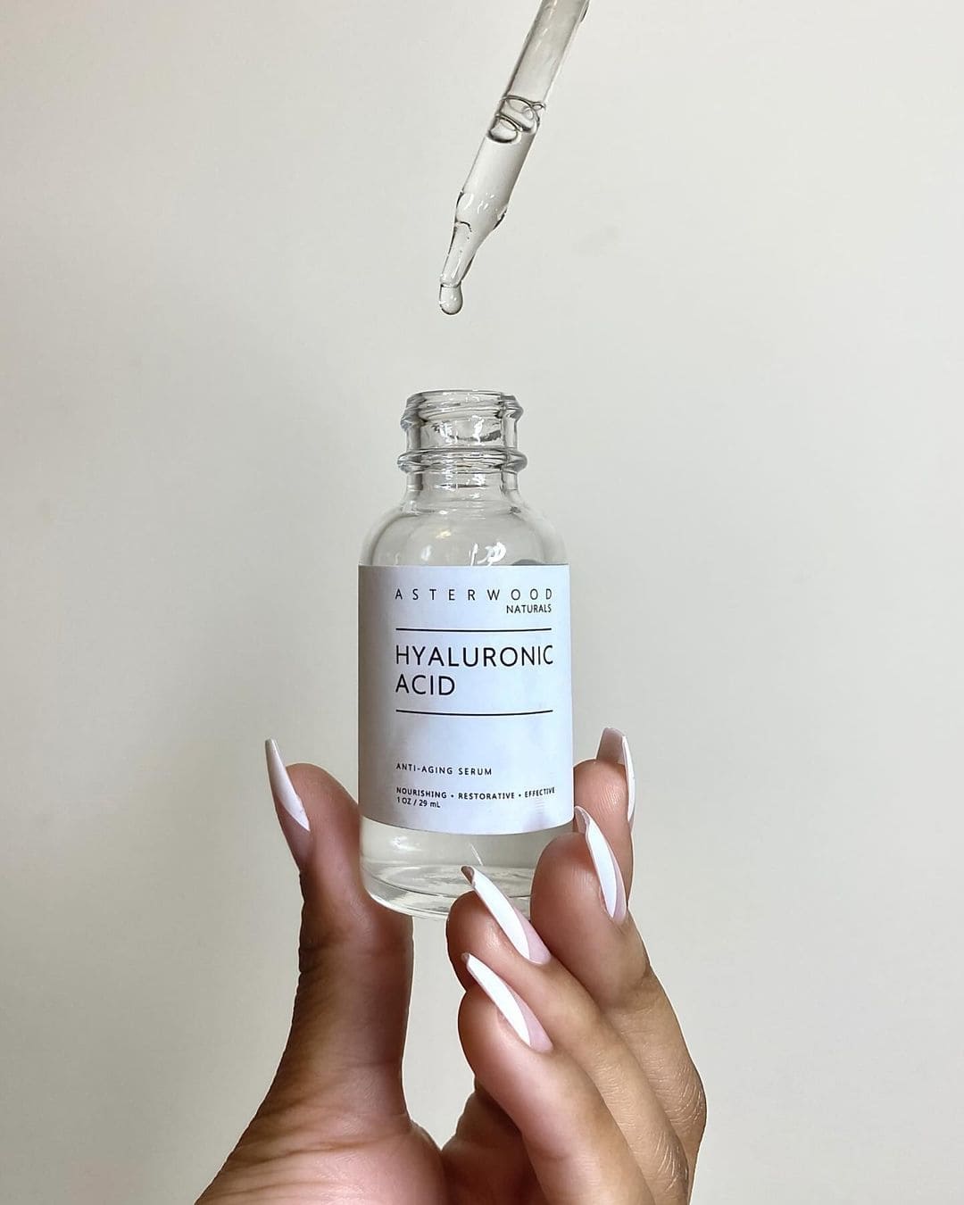 هل يمكن ترطيب البشرة أثناء الحمل بـ حمض الهيالورونيك ؟